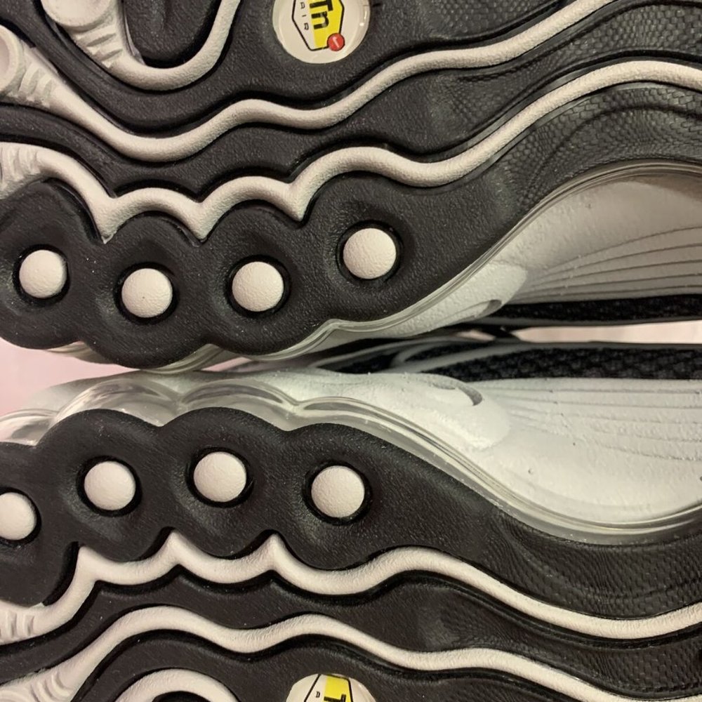 Nike Air Tuned Max - Picture 15 of 16
